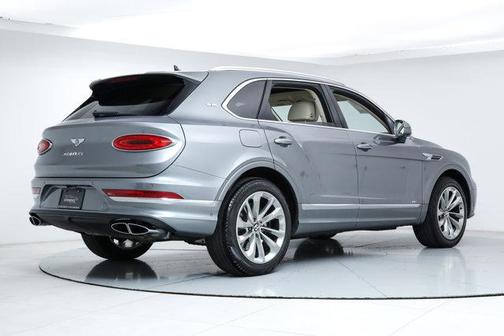 2022 Bentley Bentayga V8