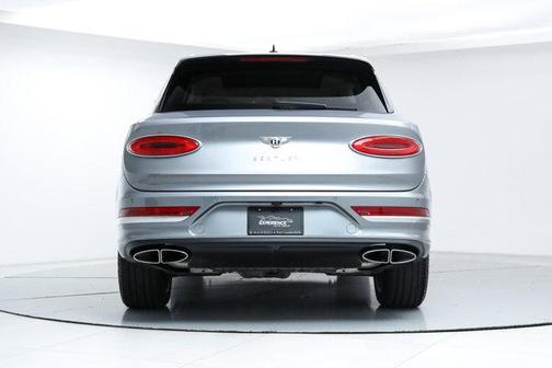 2022 Bentley Bentayga V8