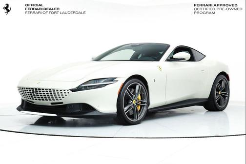 Bianco Italia 2023 Ferrari Roma Coupe