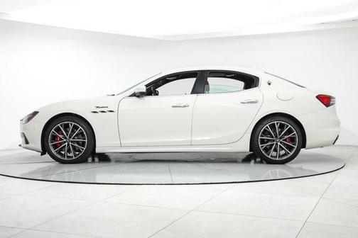 2023 Maserati Ghibli Modena