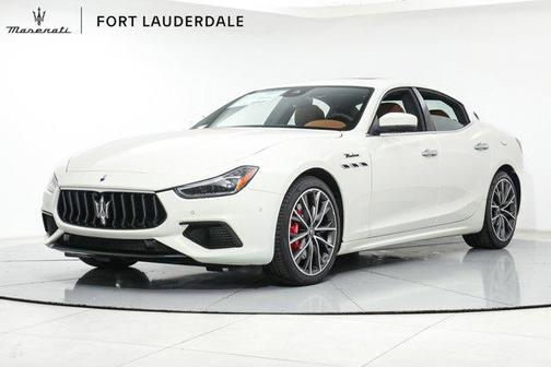 2023 Maserati Ghibli Modena