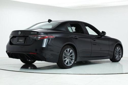2025 Alfa Romeo Giulia RWD