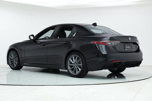 2025 Alfa Romeo Giulia RWD