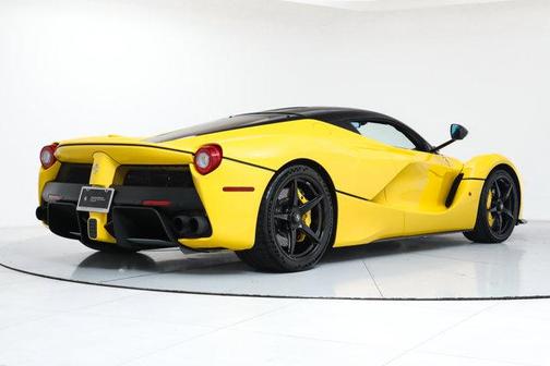 2014 Ferrari LaFerrari 2dr Cpe