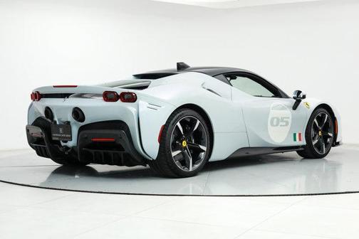 2022 Ferrari SF90 Stradale Coupe