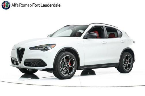 2025 Alfa Romeo Stelvio Sprint AWD