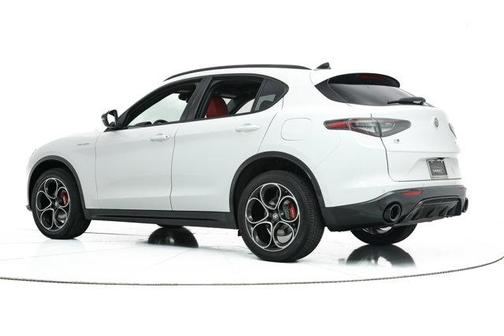 2025 Alfa Romeo Stelvio Sprint AWD