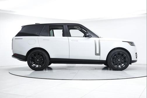 White 2024 Land Rover Range Rover P530 SE