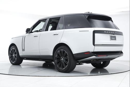 White 2024 Land Rover Range Rover P530 SE