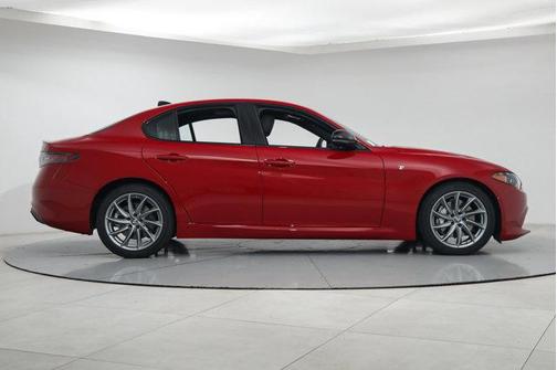 2024 Alfa Romeo Giulia Ti