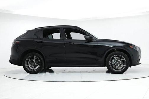 2025 Alfa Romeo Stelvio Sprint AWD