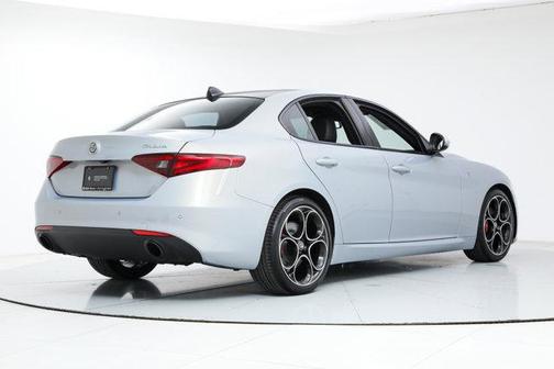 Moonlight Gray Metallic 2023 Alfa Romeo Giulia Ti