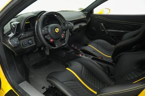 2015 Ferrari 458 Speciale Base