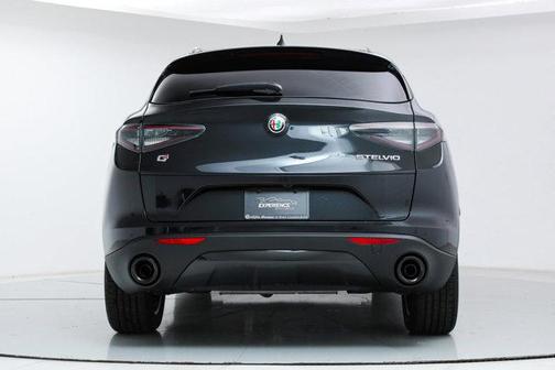 Vulcano Black Metallic 2025 Alfa Romeo Stelvio Sprint AWD