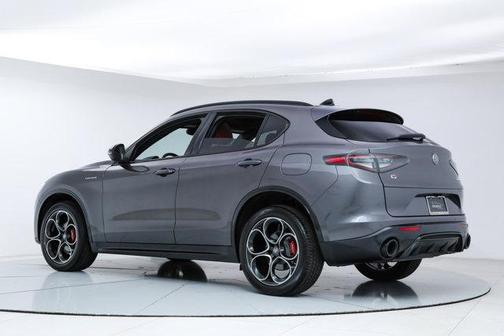 2025 Alfa Romeo Stelvio Sprint AWD