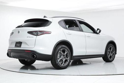 2025 Alfa Romeo Stelvio Sprint AWD