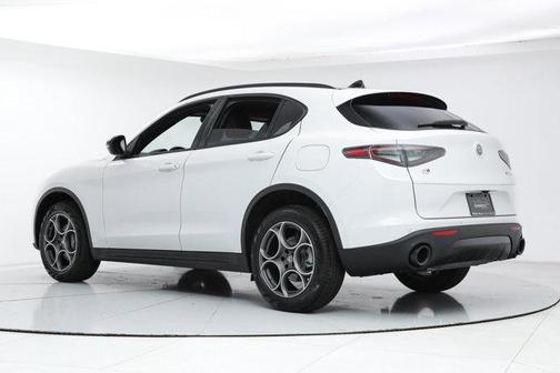 2025 Alfa Romeo Stelvio Sprint AWD