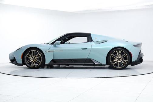 Blue 2023 Maserati MC20 Cielo