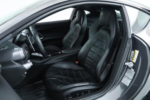 2020 Ferrari 812 Superfast Base