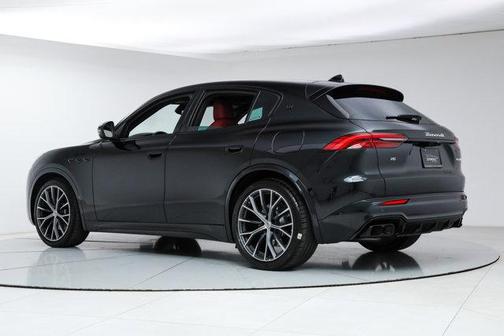 2026 Maserati Grecale Modena