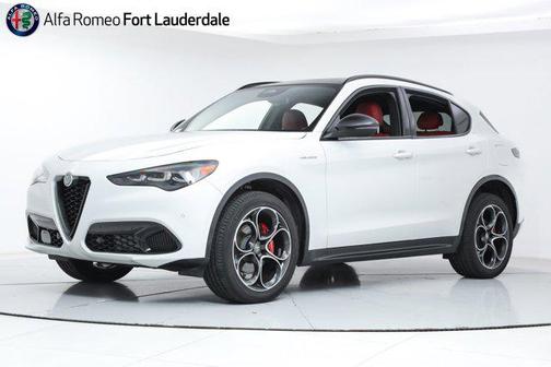 2025 Alfa Romeo Stelvio Sprint AWD