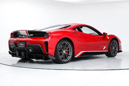 2020 Ferrari 488 Pista Base
