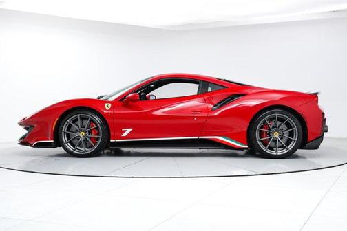 2020 Ferrari 488 Pista Base