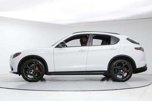 Alfa White 2024 Alfa Romeo Stelvio Veloce AWD