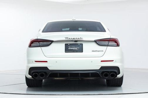 2022 Maserati Quattroporte Modena