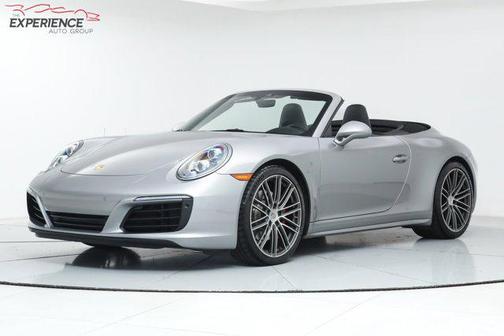 2019 Porsche 911 Carrera 4S Cabriolet