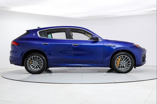Blue 2023 Maserati Grecale GT