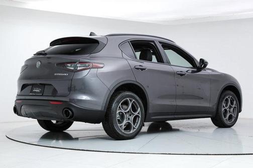 2025 Alfa Romeo Stelvio Sprint AWD