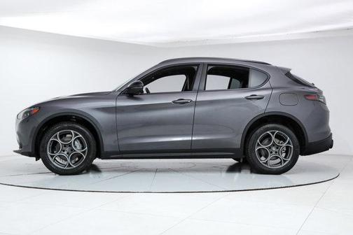 2025 Alfa Romeo Stelvio Sprint AWD