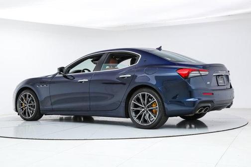 2023 Maserati Ghibli Modena Q4