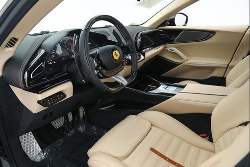 Nero Purosangue 2025 Ferrari Purosangue AWD