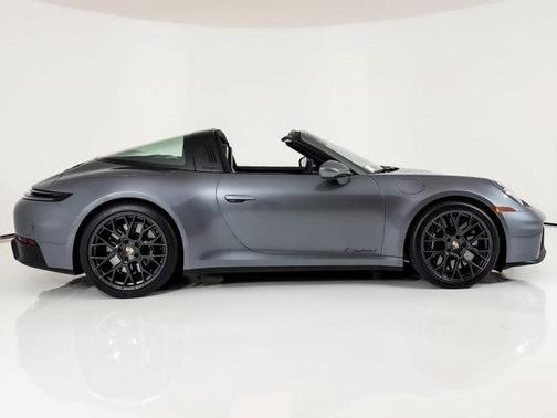 2026 Porsche 911 Targa 4 GTS
