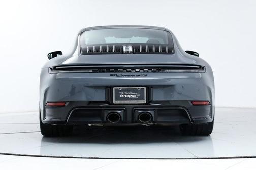 2025 Porsche 911 Carrera GTS