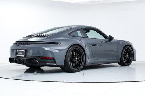 2025 Porsche 911 Carrera GTS