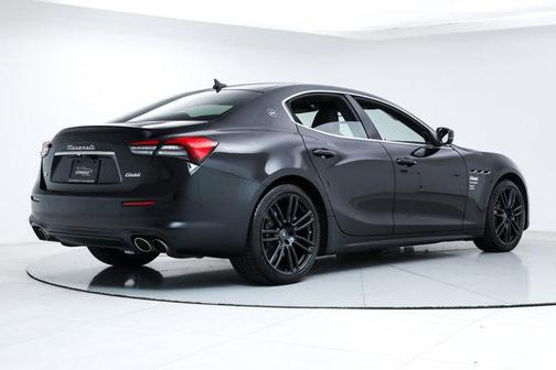 2022 Maserati Ghibli Modena Q4