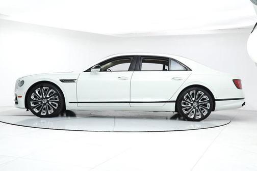 2024 Bentley Flying Spur Mulliner W12