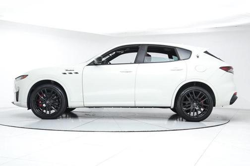 2022 Maserati Levante Modena
