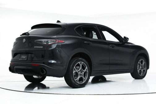 2025 Alfa Romeo Stelvio Sprint