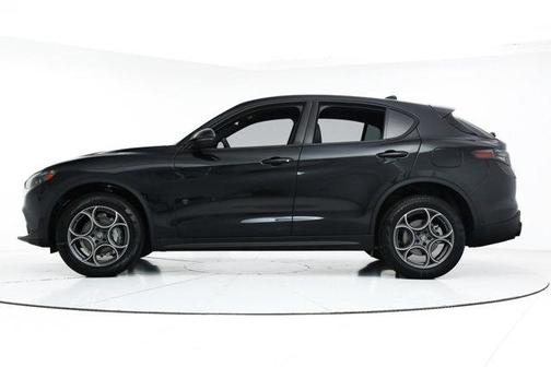 2025 Alfa Romeo Stelvio Sprint