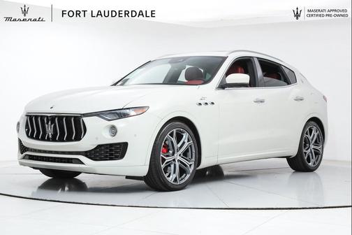 Bianco 2023 Maserati Levante GT