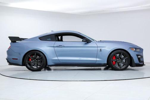 2022 Ford Shelby GT500 Base