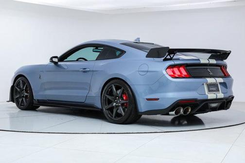 2022 Ford Shelby GT500 Base