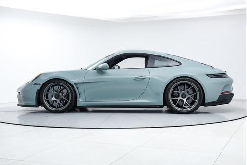 Shade Green Metallic 2024 Porsche 911 S/T