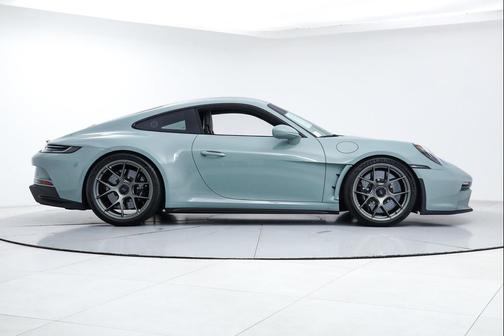 Shade Green Metallic 2024 Porsche 911 S/T
