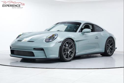 Shade Green Metallic 2024 Porsche 911 S/T
