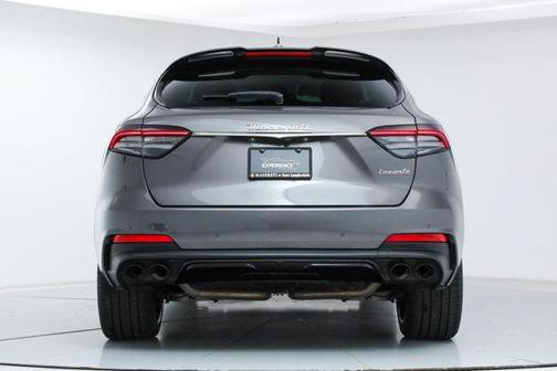 2022 Maserati Levante Modena